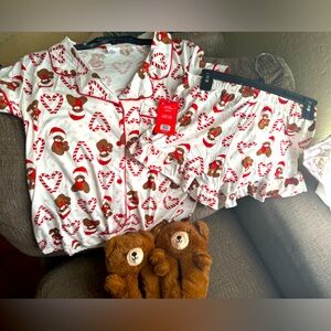 Women’s Holiday Pajama Set 🧸❤️